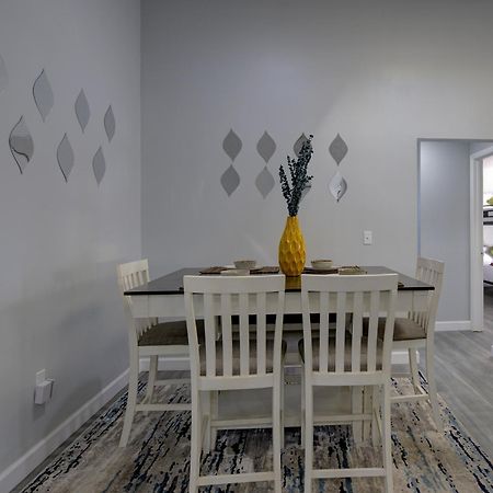Family Fun Ping Pong, Bbq, Walk To Park Nearby Sarasota Extérieur photo