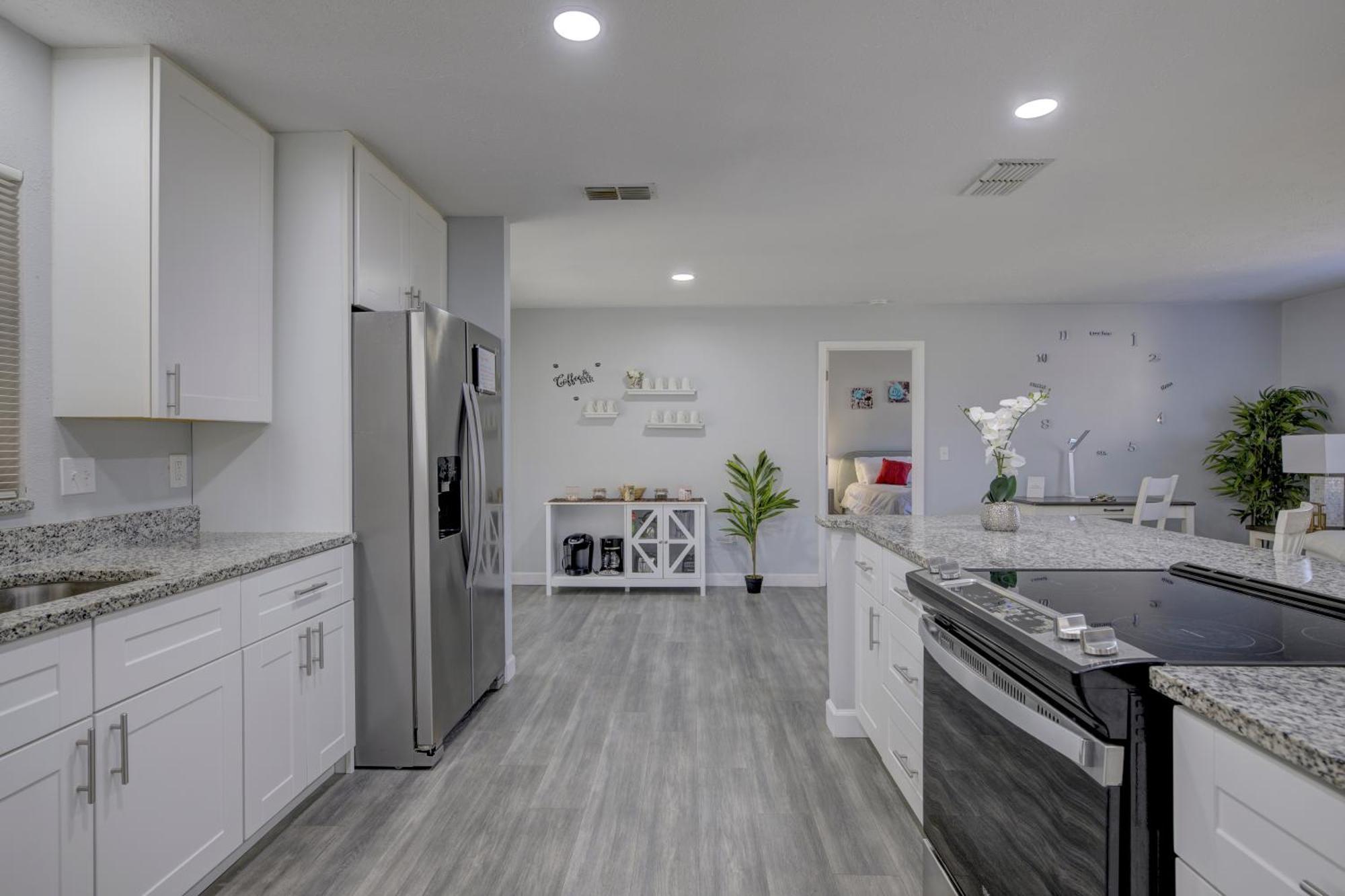 Family Fun Ping Pong, Bbq, Walk To Park Nearby Sarasota Extérieur photo